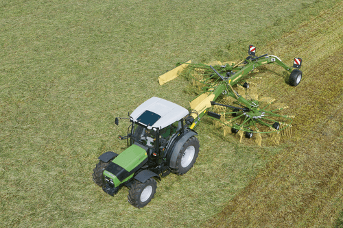 Fenaison - Andaineurs - Andaineur double rotor SWADRO centraux et latéraux