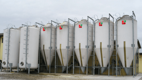 Matériel de ferme/outillage - Stockage - Citerne à liquide