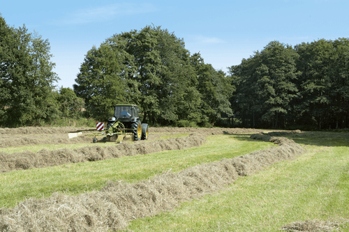 Fenaison - Andaineurs - Andaineur mono rotor SWADRO