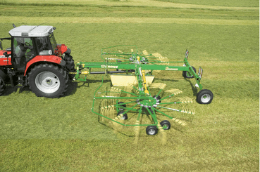 Fenaison - Andaineurs - Andaineur double rotor SWADRO centraux et latéraux