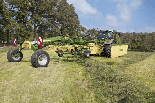 Fenaison - Andaineurs - Andaineur double rotor SWADRO centraux et latéraux