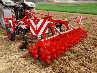 Travail du sol - Outils à dents - Déchaumeur à dents porté CHISEL
