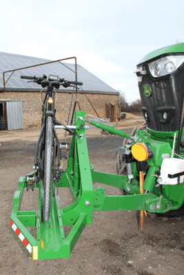 Matériel de ferme/outillage - Divers ferme, outillage - Porte vélo, moto, trottinette TM2