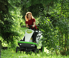 Herbes et entretien - Tondeuse autoportée diesel - Tondeuse autoportée BAHIA MBHE2